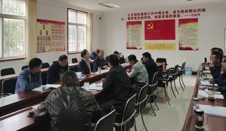 集团财政总监莫晓丹一行深刻可保煤矿公司督导经济运行情况