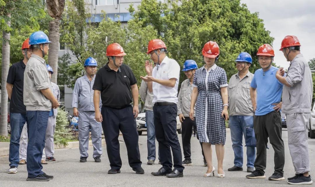 云南省安委会第四督导组赴解化化工分公司发展安全出产督导查抄