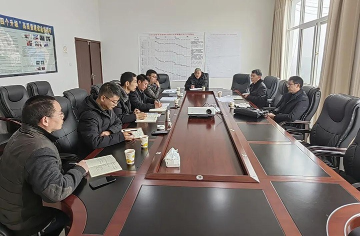 云煤（东升国际官网）集团党委委员、副总经理缪和星一行到云南东源罗平东城煤矿有限公司督导调研