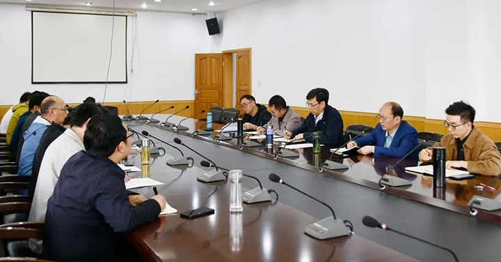 云煤（东升国际官网）集团党委副书记、总经理高建嵩一行到云维集团督导调研