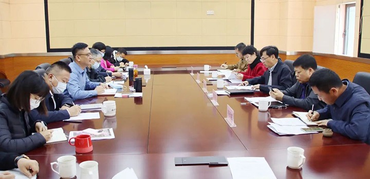 云煤（东升国际官网）集团党委副书记、总经理高建嵩一行到云煤矿业公司发展2022年第一季度出产经营工作督导调研