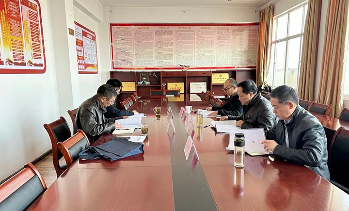 云煤（东升国际官网）集团领导组到石油化工供销公司领导民主生涯会