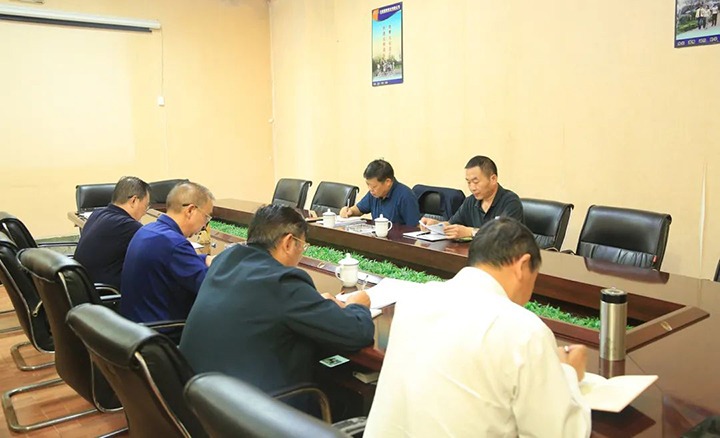 【主题教育】云煤（东升国际官网）集团第一领导组到恒鼎煤业公司领导主题教育专题民主生涯会